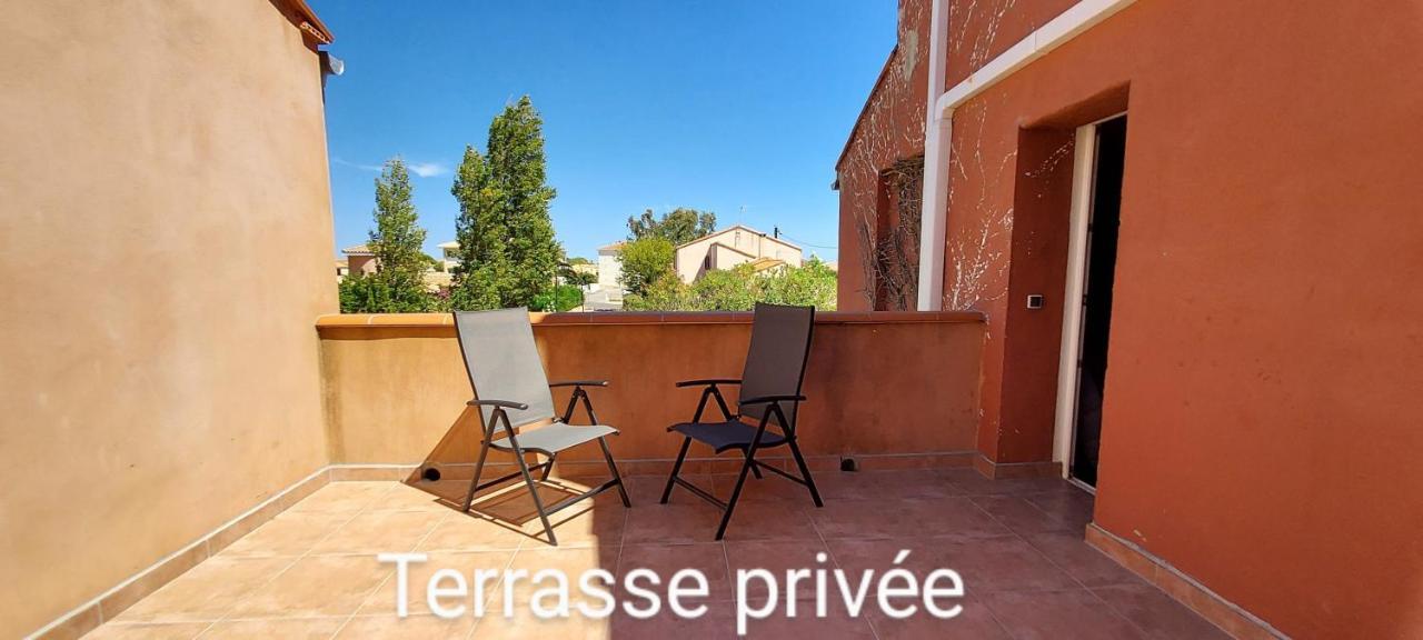Le Barcares Logement Climatise Pour 6 Personnes, Draps Et Serviettes Non Fournis Air-Conditioned Accommodation For 6 People, Sheets And Towels Not Provided Alojamiento Con Aire Acondicionado Para 6 Personas, Sabanas Y Toallas No Incluidas Buitenkant foto