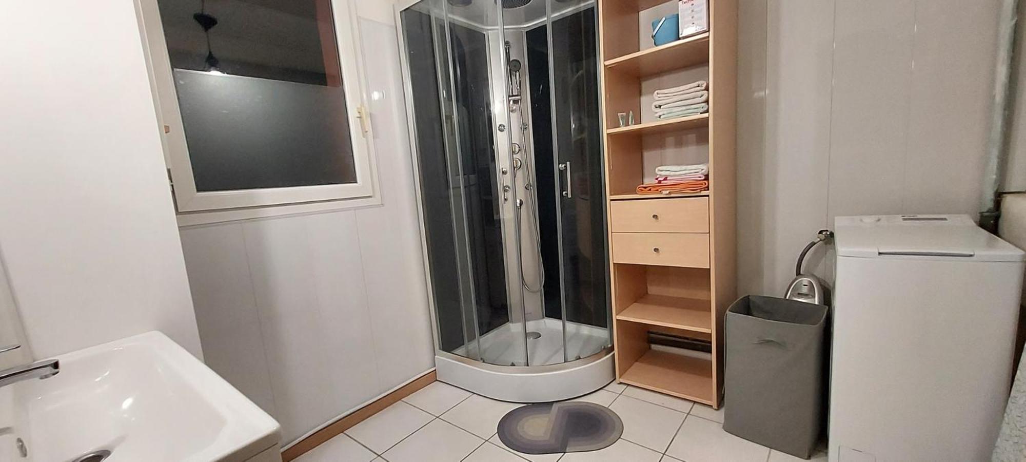 Le Barcares Logement Climatise Pour 6 Personnes, Draps Et Serviettes Non Fournis Air-Conditioned Accommodation For 6 People, Sheets And Towels Not Provided Alojamiento Con Aire Acondicionado Para 6 Personas, Sabanas Y Toallas No Incluidas Buitenkant foto