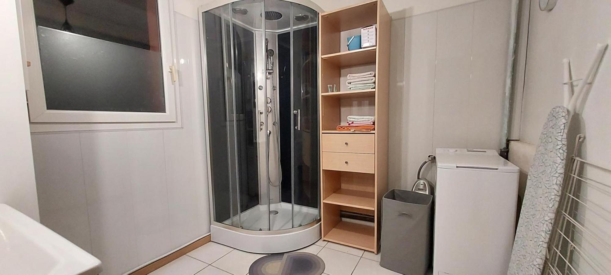 Le Barcares Logement Climatise Pour 6 Personnes, Draps Et Serviettes Non Fournis Air-Conditioned Accommodation For 6 People, Sheets And Towels Not Provided Alojamiento Con Aire Acondicionado Para 6 Personas, Sabanas Y Toallas No Incluidas Buitenkant foto