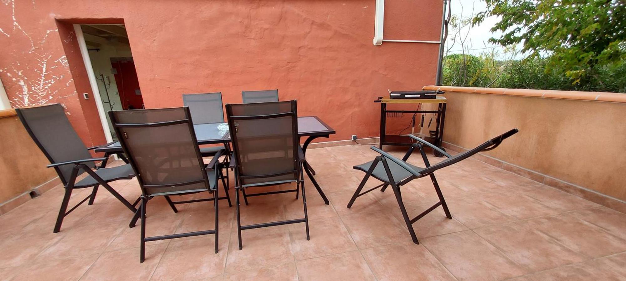 Le Barcares Logement Climatise Pour 6 Personnes, Draps Et Serviettes Non Fournis Air-Conditioned Accommodation For 6 People, Sheets And Towels Not Provided Alojamiento Con Aire Acondicionado Para 6 Personas, Sabanas Y Toallas No Incluidas Buitenkant foto
